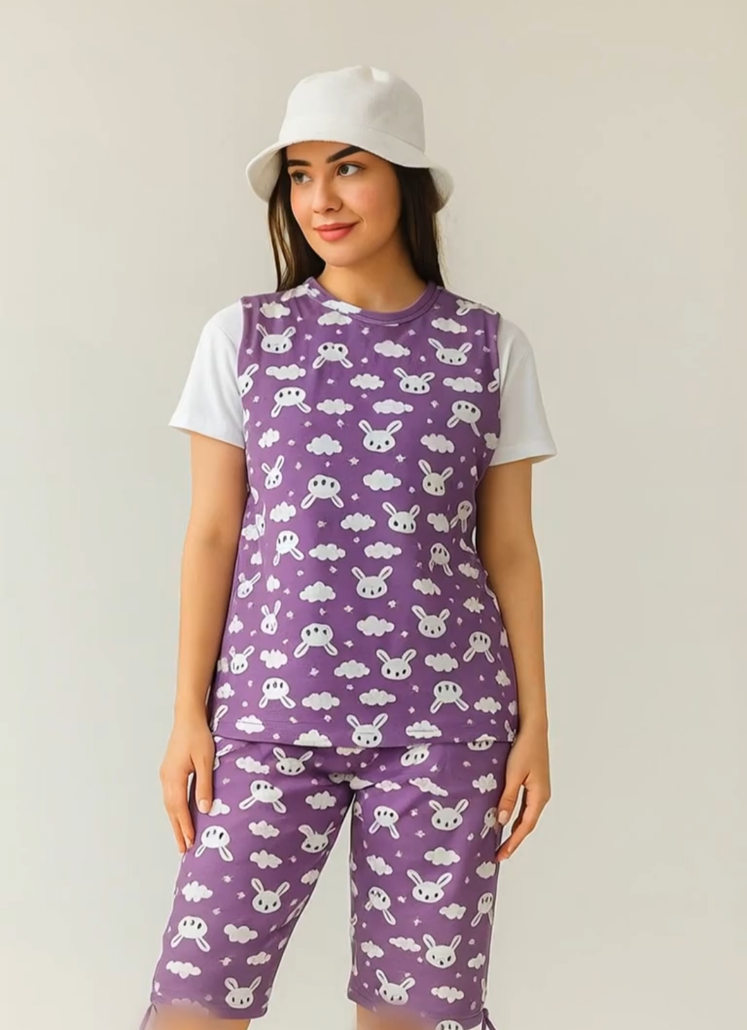 ست لباس راحتی تاپ و شلوارک نخی زنانه